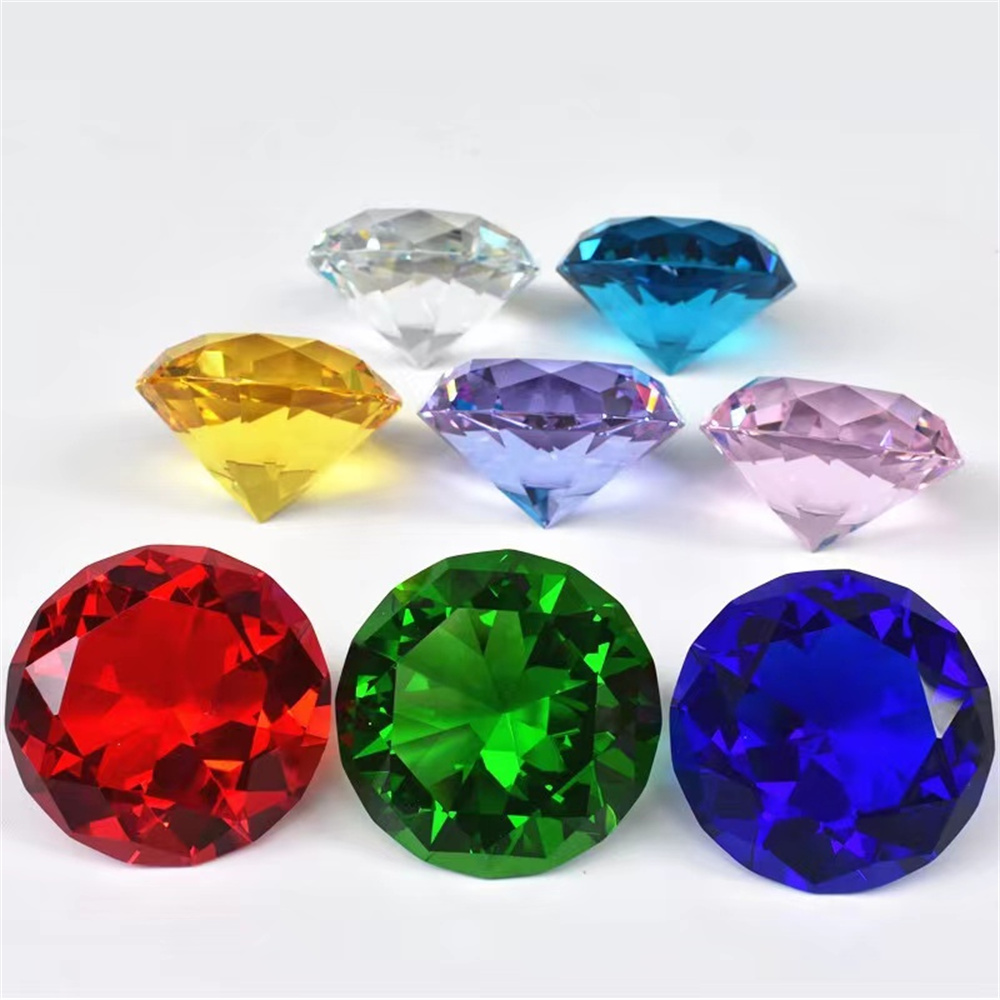 装飾的なダイヤモンド形のガラスの文鎮,10色,巨大な宝石,結 - Paper Weight Crystal のレビューと価格
