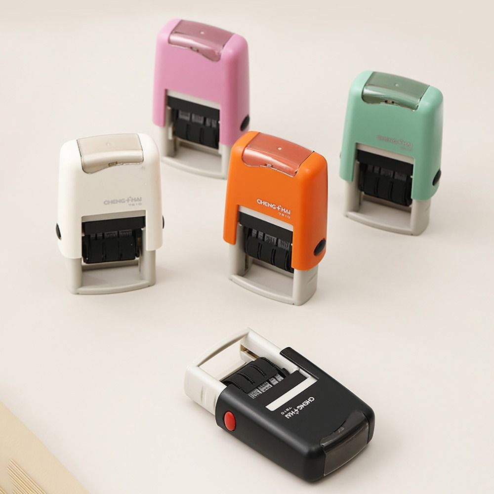 自動インクリターン式日月年データスタンプ 英語版 調整可能な - Rubber Date Stamp のレビューと価格